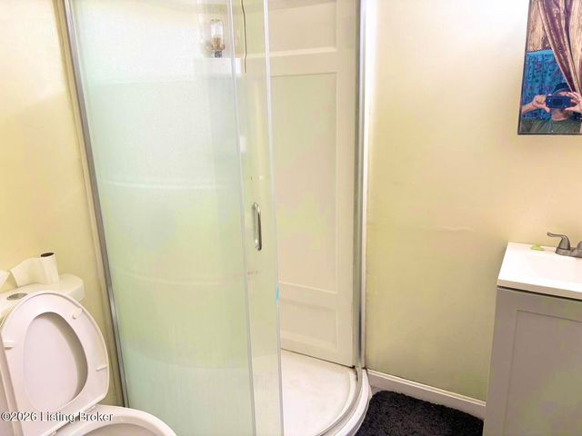 500 Inverness Ave, Louisville, KY 40214