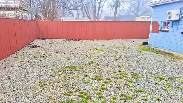 500 Inverness Ave, Louisville, KY 40214