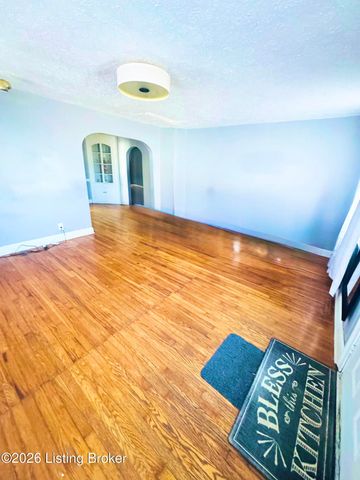 500 Inverness Ave, Louisville, KY 40214