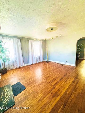 500 Inverness Ave, Louisville, KY 40214