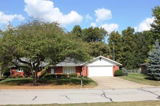 8300 W Eucalyptus Avenue, Muncie, IN 47304