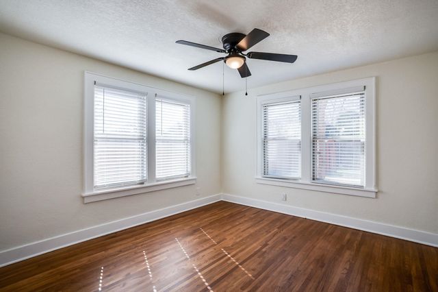 353 N Oliver Ave, Wichita, KS 67208