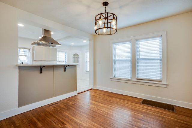 353 N Oliver Ave, Wichita, KS 67208