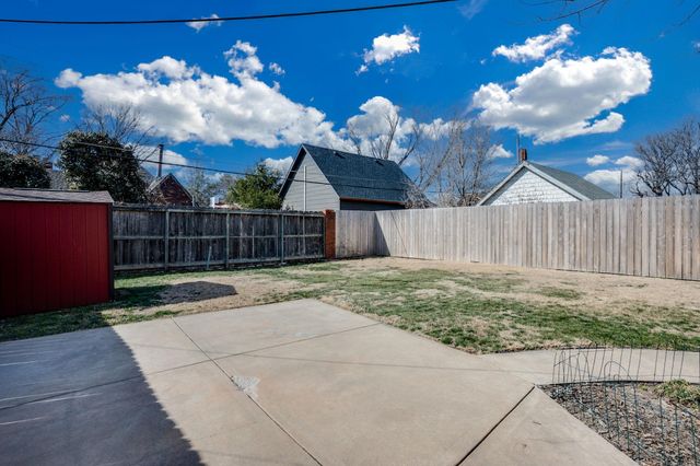 353 N Oliver Ave, Wichita, KS 67208