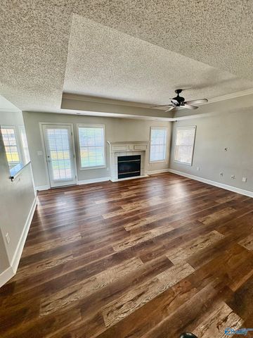 135 Cannes Drive, Brownsboro, AL 35741