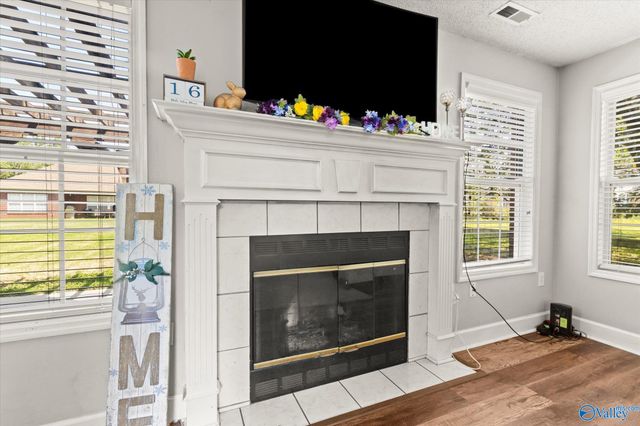 135 Cannes Drive, Brownsboro, AL 35741