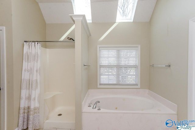 135 Cannes Drive, Brownsboro, AL 35741