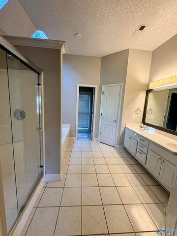 135 Cannes Drive, Brownsboro, AL 35741