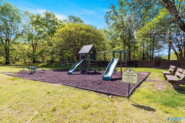 135 Cannes Drive, Brownsboro, AL 35741