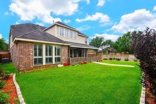 13619 Orchard Wind Lane, Pearland, TX 77584