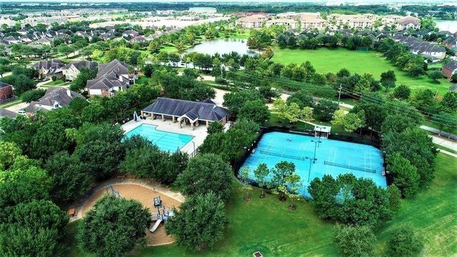 13619 Orchard Wind Lane, Pearland, TX 77584