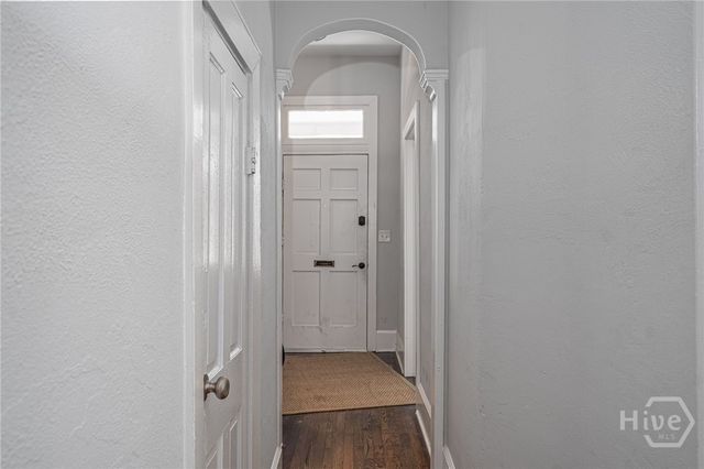 302 E 35th Street, Savannah, GA 31401