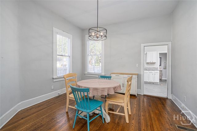 302 E 35th Street, Savannah, GA 31401