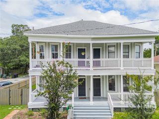 302 E 35th Street, Savannah, GA 31401