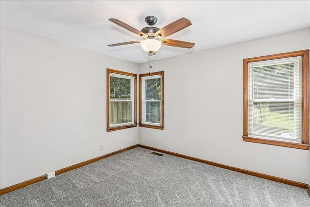 4041 E Bellaire St, Wichita, KS 67218