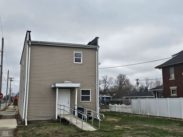 702 W 5th Street, Anderson, IN 46016