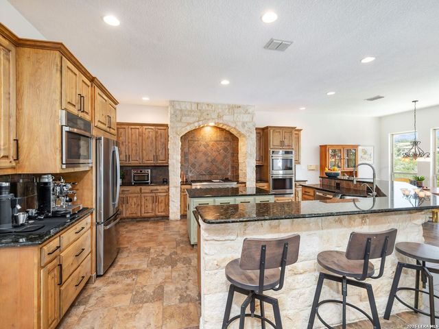 14543 Contour Place, Helotes, TX 78023