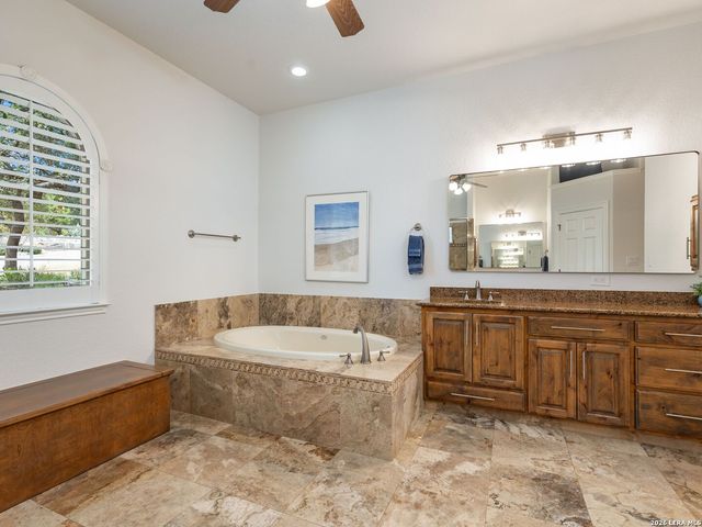 14543 Contour Place, Helotes, TX 78023