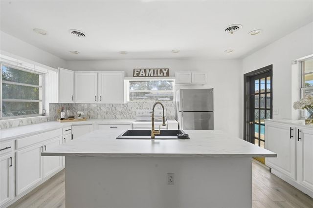 4510 FETROW DRIVE, Orlando, FL 32812