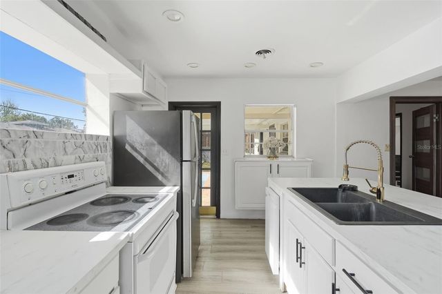 4510 FETROW DRIVE, Orlando, FL 32812