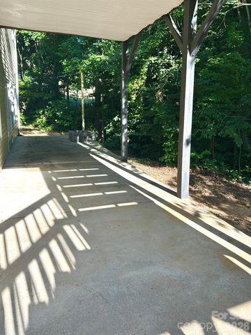 127 Wood Acre Drive, Mooresville, NC 28115