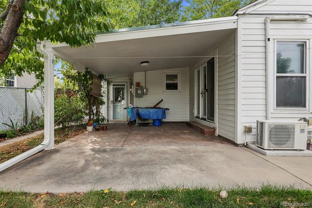 2650 S Pennsylvania Street, Denver, CO 80210