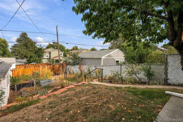 2650 S Pennsylvania Street, Denver, CO 80210