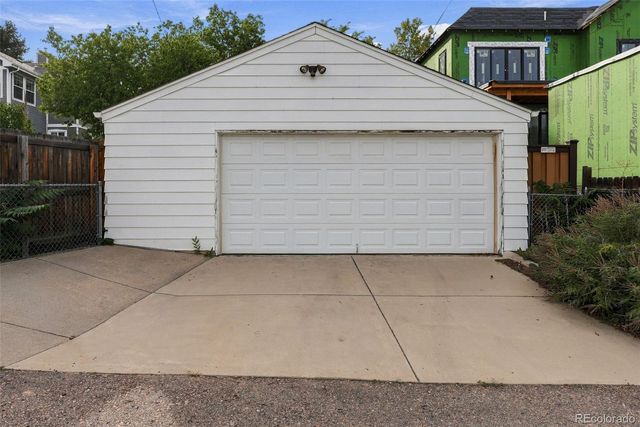 2650 S Pennsylvania Street, Denver, CO 80210