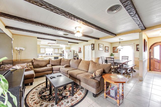 202 South Hidalgo Lane, Thibodaux, LA 70301