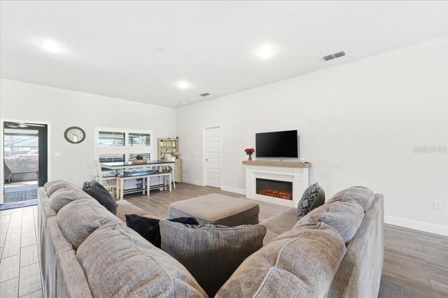 331 CRESCENT RIDGE ROAD, Auburndale, FL 33823