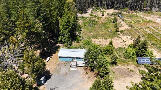 34620 Eureka Hill Rd, Point Arena, CA 95468