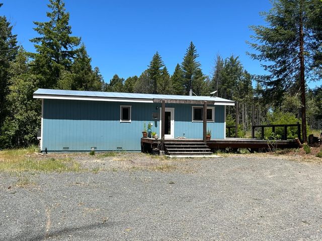 34620 Eureka Hill Rd, Point Arena, CA 95468