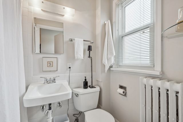 1099 Tower Road 2, Winnetka, IL 60093