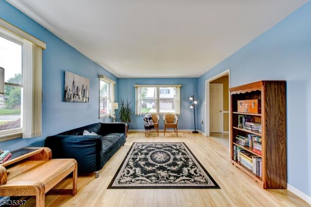 808 Columbus Ave, Raritan Boro, NJ 08869