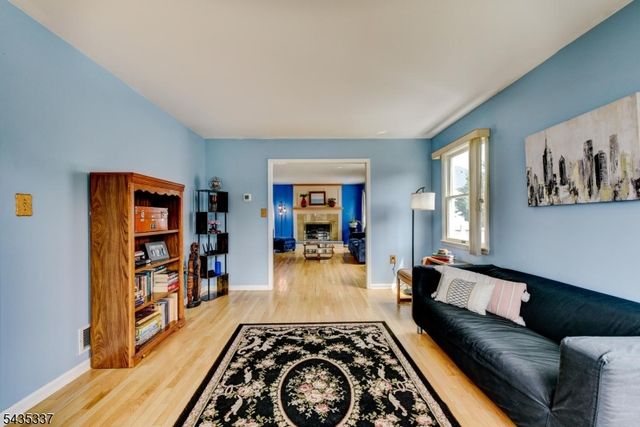 808 Columbus Ave, Raritan Boro, NJ 08869
