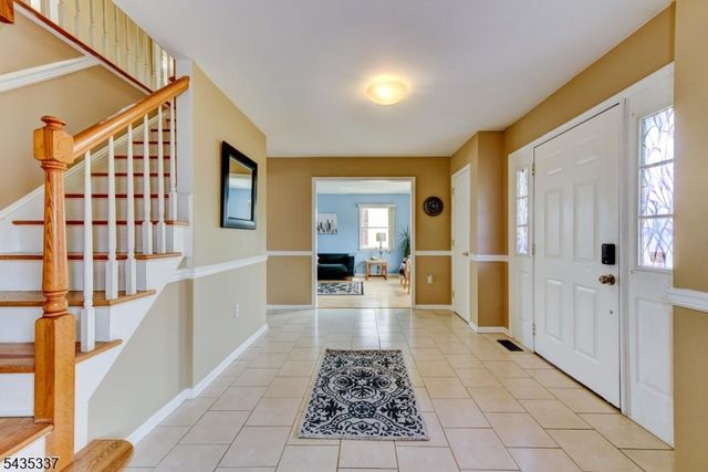 808 Columbus Ave, Raritan Boro, NJ 08869
