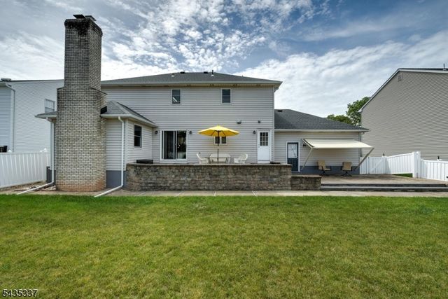 808 Columbus Ave, Raritan Boro, NJ 08869