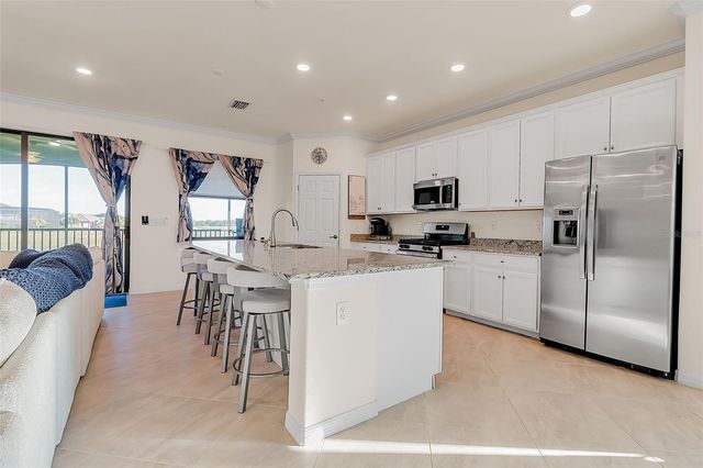 18017 GAWTHROP DRIVE 103, Bradenton, FL 34211