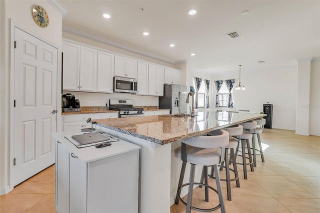 18017 GAWTHROP DRIVE 103, Bradenton, FL 34211