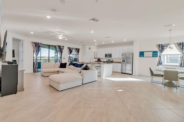 18017 GAWTHROP DRIVE 103, Bradenton, FL 34211