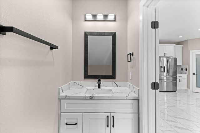 7927 Colonial Lane, Houston, TX 77051