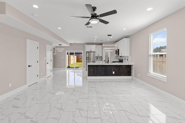 7927 Colonial Lane, Houston, TX 77051