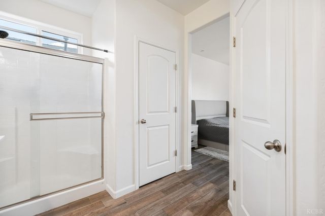 1371 W Sawtooth Place, Hanford, CA 93230