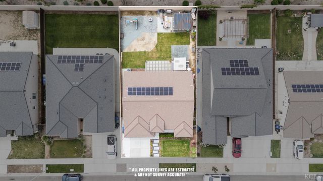 1371 W Sawtooth Place, Hanford, CA 93230