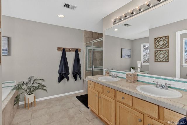 10471 Truckee Street 1B, Commerce City, CO 80022