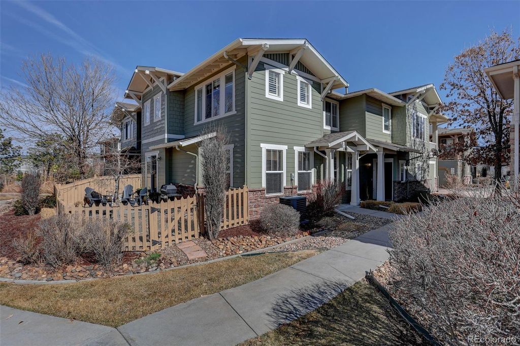 10471 Truckee Street 1B, Commerce City, CO 80022