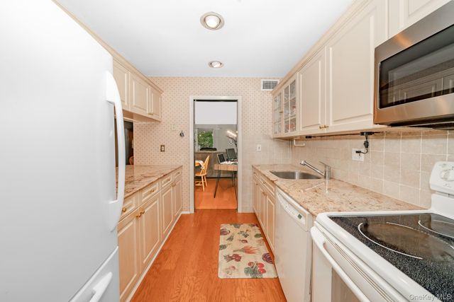 2355 Pershing Boulevard 510, Baldwin, NY 11510