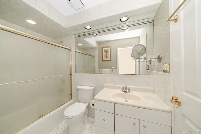 2355 Pershing Boulevard 510, Baldwin, NY 11510