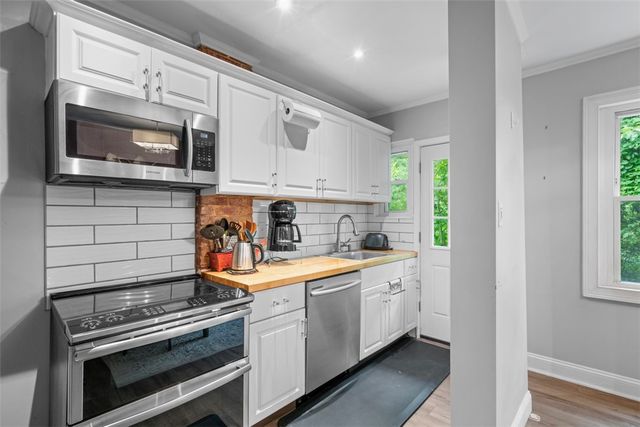 5402 Kincaid St, Garfield, PA 15206