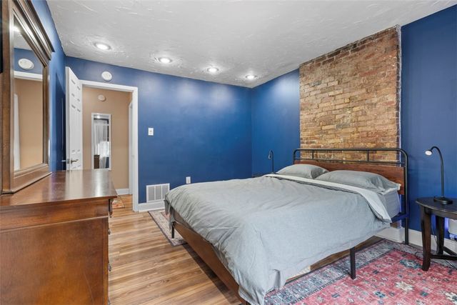 5402 Kincaid St, Garfield, PA 15206